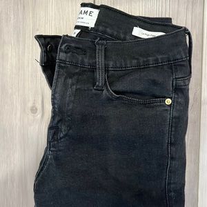 Frame black flare with a little stretch raw hem